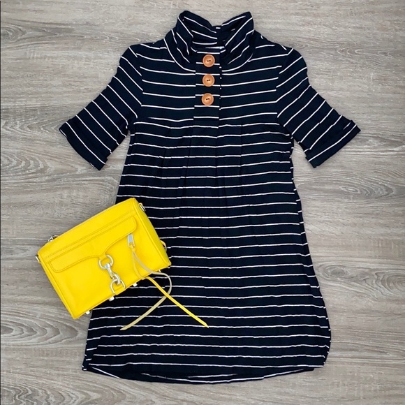 ❤️ Fighting Eel Striped Cowl Neck Swing Dress Size XS - Picture 1 of 4